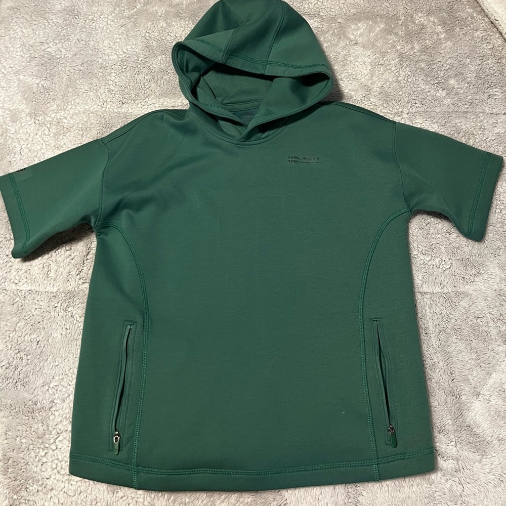 Boys Abercrombie Kids YPB Neoknit Active Short Sleeve Hoodie - size 11/12